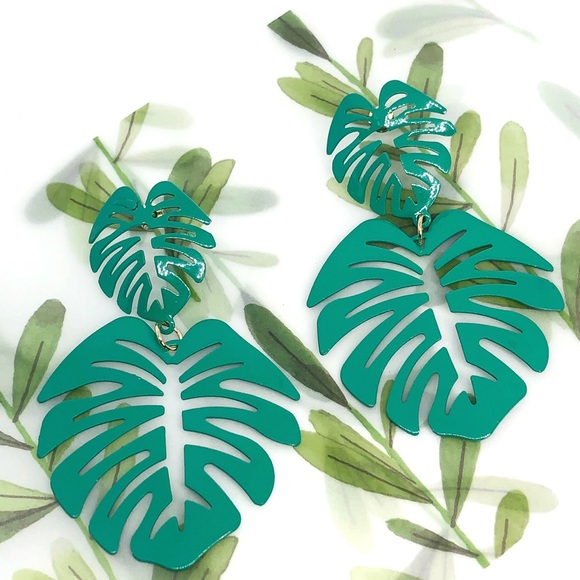 Monstera Green Metal Earrings - Picture 2 of 6
